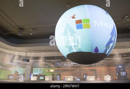 La photo prise le 21 septembre 2015 montre le centre des visiteurs du siège social de Microsoft à Redmond, État de Washington, États-Unis. Le président chinois Xi Jinping doit arriver aux États-Unis le 22 septembre pour une visite officielle, y compris des réunions à Seattle avec des dirigeants d'entreprises américains et un discours devant l'ONU à New York. (Zjy) U.S.-SEATTLE-MICROSOFT-VIEW YangxLei PUBLICATIONxNOTxINxCHN la photo prise LE 21 septembre 2015 montre le Visitor Center du siège social de Microsoft S à Redmond Washington State le président chinois des États-Unis Xi Jinping EST dû à Un Banque D'Images