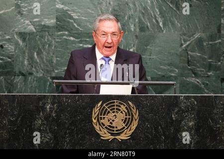 (150928) -- NEW YORK, 28 septembre 2015 -- Raul Castro, président du Conseil d'État et du Conseil des ministres de Cuba, prend la parole à la 70e session de l'Assemblée générale des Nations Unies, au siège des Nations Unies à New York, aux États-Unis, le 28 septembre 2015. Le débat général de la 70e session de l'Assemblée générale des Nations Unies a débuté lundi dans la salle de l'Assemblée générale du siège de l'ONU à New York. ) ONU-NEW YORK-DÉBAT GÉNÉRAL LixMuzi PUBLICATIONxNOTxINxCHN Banque D'Images