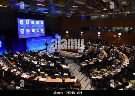 (150928) -- NEW YORK, 28 septembre 2015 -- le président chinois Xi Jinping s'adresse au Sommet des dirigeants sur le maintien de la paix au siège des Nations Unies à New York, le 28 septembre 2015.) (Ry) DISCOURS DU PRÉSIDENT CHINOIS WangxYe PUBLICATIONxNOTxINxCHN New York sept 28 2015 le président chinois Xi Jinping s'adresse au Sommet des dirigeants SUR LE maintien de la paix AU siège des Nations Unies à New York sept 28 2015 Ry Discours du président chinois WangXYe PUBLICATIONxNOTxINxCHN Banque D'Images