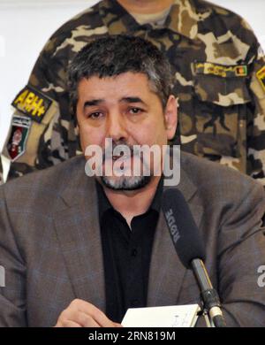 (150929) -- KABOUL, 29 septembre 2015 -- Rahmatullah Nabil, chef de la Direction nationale afghane de la sécurité (NDS), s'exprime lors d'une conférence de presse avec le président afghan Mohammad Ashraf Ghani à Kaboul, Afghanistan, le 29 septembre 2015. Mohammad Ashraf Ghani a accusé mardi des militants talibans d'utiliser des civils comme bouclier humain dans la province de Kunduz, au nord du pays. AFGHANISTAN-KABOUL-CONFÉRENCE DE PRESSE Omid PUBLICATIONxNOTxINxCHN Kaboul sept 29 2015 le chef de la Direction nationale afghane de la sécurité NDS Nabil parle lors d'une conférence de presse avec le président afghan Mohammad Ashraf Ghani à Kaboul Afghanistan Sep Banque D'Images