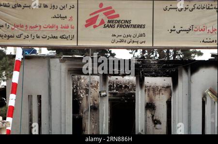 (151011) -- KUNDUZ, 11 octobre 2015 -- une photo prise le 11 octobre 2015 montre l'hôpital de médecins sans frontières (MSF) détruit après une frappe aérienne américaine dans la ville de Kunduz, capitale de la province de Kunduz, au nord de l'Afghanistan. L'armée américaine, qui aurait mené des frappes aériennes en soutien aux forces afghanes, a frappé par inadvertance un hôpital géré par MSF samedi dernier, tuant 22 personnes, dont 12 membres du personnel médical, et en blessant 37 autres. AFGHANISTAN-KUNDUZ-MSF HOSPITAL Omid PUBLICATIONxNOTxINxCHN 151011 Kunduz OCT 11 2015 photo prise LE 11 2015 OCT montre l'Hospita de médecins sans frontières détruit Banque D'Images