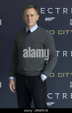 (151101) -- MEXICO CITY, Nov. 1, 2015 -- British actor Daniel Craig poses during the photocall to promote new James Bond film Spectre in Mexico City, capital of Mexico, on Nov. 1, 2015. Alejandro Ayala) (jp) (fnc) MEXICO-MEXICO CITY-CINEMA-SPECTRE e AlejandroxAyala PUBLICATIONxNOTxINxCHN James Bond Spectre-Photocall in Mexiko City Stock Photo
