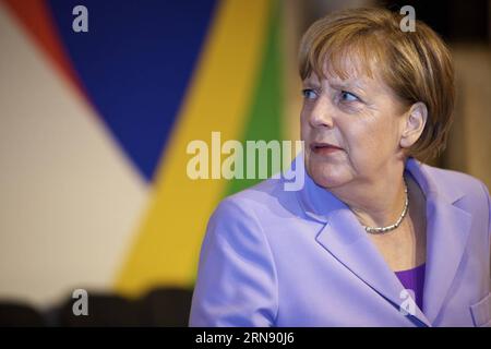 (151112) -- LA VALETTE, le 12 novembre 2015 -- la chancelière allemande Angela Merkel participe à une réunion informelle des chefs d'État ou de gouvernement de l'UE sur l'immigration à la Valette, Malte, le 12 novembre 2015. ) MALTE-LA VALETTE-UE-SOMMET INFORMEL SUR L'IMMIGRATION JinxYu PUBLICATIONxNOTxINxCHN la Valette nov 12 2015 la chancelière allemande Angela Merkel participe à la réunion informelle des chefs d'État ou de gouvernement de l'UE SUR l'immigration à la Valette Malte LES 12 2015 nov Malte Sommet informel de la Valette SUR l'immigration JinxYu PUBLICATIONxNOTxINxCHN Banque D'Images