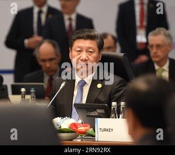 (151115) -- ANTALYA, le 15 novembre 2015 -- le président chinois Xi Jinping assiste à la première session du 10e sommet du Groupe des vingt (G20) grandes économies à Antalya, Turquie, le 15 novembre 2015.) (zkr) TURQUIE-ANTALYA-CHINE-XI JINPING-G20 LixXueren PUBLICATIONxNOTxINxCHN Antalya novembre 15 2015 le président chinois Xi Jinping participe à la première session du 10e Sommet du G20 à Antalya Turquie novembre 15 2015 CCR Turquie Antalya Chine Xi Jinping G20 LixXueren PUBLICATIONxNOTxINxCHN Banque D'Images