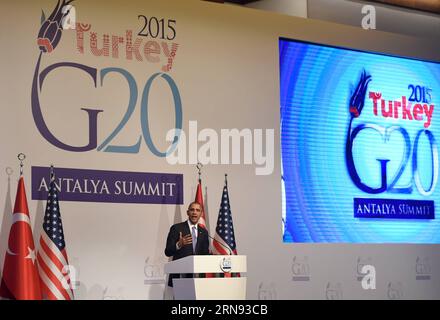 ANTALYA, le président américain Barack Obama s’adresse à une conférence de presse à l’issue du sommet du G20 à Antalya, en Turquie, le 16 novembre 2015. Barack Obama a déclaré ici lundi que Washington partageait des renseignements et des informations plus rapidement avec la France à la suite des attaques terroristes de Paris, mais il a refusé d'engager plus de troupes américaines pour combattre le groupe État islamique (EI). TURQUIE-ANTALYA-G20-OBAMA HexCanling PUBLICATIONxNOTxINxCHN Antalya U S Président Barack Obama s'adresse à une conférence de presse À la conclusion du sommet du G20 à Antalya Turquie LE 16 2015 novembre Barack Obama a déclaré ici lundi Banque D'Images