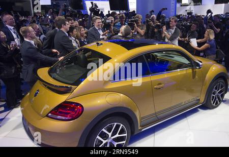 LOS ANGELES, Nov. 18, 2015 -- Michael Horn, president and CEO of Volkswagen Group of America, leans on the car as he met with the media at the Los Angeles Auto Show in Los Angeles, the United States, on Nov. 18, 2015. Michael Horn on Wednesday apologized for Volkswagen s emissions testing scanda. ) U.S.-LOS ANGELES-AUTO SHOW-VOLKSWAGEN-SCANDAL-APOLOGY YangxLei PUBLICATIONxNOTxINxCHN   Los Angeles Nov 18 2015 Michael Horn President and CEO of Volkswagen Group of America Lean ON The Car As he Met With The Media AT The Los Angeles Car Show in Los Angeles The United States ON Nov 18 2015 Michael H Stock Photo
