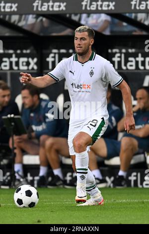 MONCHENGLADBACH - Joe Scally de Borussia Mšnchengladbach lors du match de Bundesliga entre Borussia Monchengladbach - Bayer 04 Leverkusen au stade Borussia-Park le 26 août 2023 à Monchengladbach, Allemagne. AP | taille néerlandaise | Gerrit van Cologne Banque D'Images