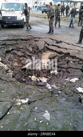 Bilder des Tages Bombenanschlag in Mardin, Türkei (160304) -- ANKARA, March 4, 2016 -- Photo taken on March 4, 2016 shows a damaged road near a traffic control branch after car bombing and rocket attacks in Nusaybin district of Mardin province in southeastern Turkey. Two policemen were killed and 14 others injured early Friday by the Kurdish Workers Party (PKK) car bombing and rocket attacks on a traffic control branch in Nusaybin district of Mardin province in southeastern Turkey, Dogan News Agency reported. ) TURKEY-NUSAYBIN-ATTACKS MeritxMacit PUBLICATIONxNOTxINxCHN   Images the Day Bombing Stock Photo