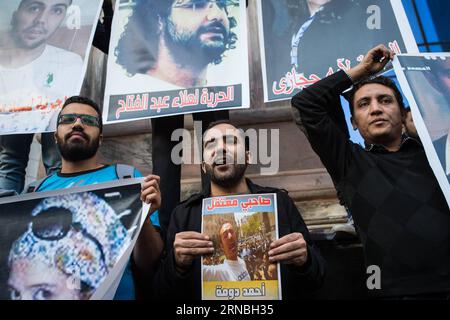 (160306) -- LE CAIRE, 6 mars 2016 -- un certain nombre de militants politiques égyptiens organisent un sit-in au Syndicat des journalistes du centre-ville du Caire pour appeler à la libération des militants révolutionnaires emprisonnés par la police égyptienne, Égypte, 6 mars 2016.) ÉGYPTE-CAIRE-SYNDICAT DES JOURNALISTES-MANIFESTATION MengxTao PUBLICATIONxNOTxINxCHN le Caire Mars 6 2016 un certain nombre de militants politiques égyptiens organisent un sit in AU syndicat des journalistes du centre-ville du Caire S appelant à la libération des militants révolutionnaires emprisonnés par la police égyptienne Mars 6 2016 Egypte le syndicat des journalistes du Caire manifestation MengxTao PUBLICATIONxNOTxIN Banque D'Images