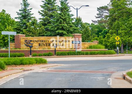 Une université publique complète à River Falls, Wisconsin Banque D'Images