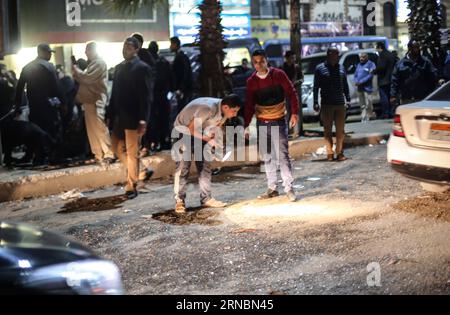 Bombenanschlag auf Polizeiauto in Gizeh Photo taken on March 9, 2016 shows the site of a bomb blast targeting an armored police car in Giza, Egypt. The blast left three people injured and two cars damaged. ) EGYPT-GIZA-BOMB BLAST AhmedxGomaa PUBLICATIONxNOTxINxCHN   Bombing on Police car in Giza Photo Taken ON March 9 2016 Shows The Site of a Bomb Blast targeting to Armored Police Car in Giza Egypt The Blast left Three Celebrities Injured and Two Cars damaged Egypt Giza Bomb Blast AhmedxGomaa PUBLICATIONxNOTxINxCHN Stock Photo