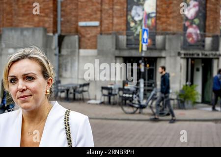 LA HAYE - Vivianne Heijnen Secrétaire d'État aux infrastructures et à la gestion de l'eau. Dans le Binnenhof avant le Conseil hebdomadaire des ministres. ANP ROBIN UTRECHT netherlands Out - belgique Out Banque D'Images