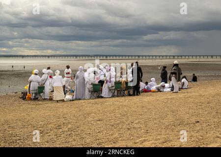 Une cérémonie religieuse sur la plage de Southend, Essex, Angleterre Banque D'Images