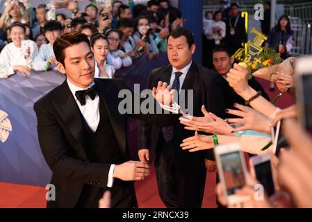 (160423) -- BEIJING, April 23, 2016 -- Actor Kim Woo Bin walks the red carpet at the closing ceremony of the 6th Beijing International Film Festival (BJIFF) in Beijing, capital of China, April 23, 2016. ) (zkr) CHINA-BEIJING-FILM FESTIVAL-CLOSING CEREMONY(CN) ChenxYichen PUBLICATIONxNOTxINxCHN   160423 Beijing April 23 2016 Actor Kim Woo am Walks The Red Carpet AT The CLOSING Ceremony of The 6th Beijing International Film Festival BJIFF in Beijing Capital of China April 23 2016 CCR China Beijing Film Festival CLOSING Ceremony CN ChenxYichen PUBLICATIONxNOTxINxCHN Stock Photo