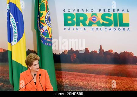 (160504) -- BRASILIA, May 4, 2016 -- Image provided by Brasil s Presidency shows Brazilian President Dilma Rousseff, delivering a speech at the launch ceremony of the Agricultural and Livestock Plan 2016-2017, at Planalto Palace in Brasilia, Brazil, on May 4, 2016. Roberto Stuckert Filho/Brasil s Presidency) (jg) BRAZIL-BRASILIA-POLITICS-ROUSSEFF BRAZILIANxPRESIDENCY PUBLICATIONxNOTxINxCHN   160504 Brasilia May 4 2016 Image provided by BRASIL S Presidency Shows Brazilian President Dilma Rousseff Delivering a Speech AT The Launch Ceremony of The Agricultural and Livestock Plan 2016 2017 AT Plan Stock Photo