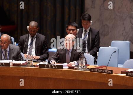 Sitzung des UN-Sicherheitsrats zum Friedensprozess in Syrien (160504) -- NEW YORK, May 4, 2016 -- Liu Jieyi (R, front), China s Permanent Representative to the United Nations, addresses the United Nations Security Council meeting on Syria, at the UN headquarters in New York, May 4, 2016. The United Nations on Wednesday urged Syrian parties to abide by cessation of hostilities in Aleppo, a major city in northern Syria which has witnessed an escalation of violent fighting.) UN-NEW YORK-SECURITY COUNCIL-SYRIA LixMuzi PUBLICATIONxNOTxINxCHN   Meeting the UN Security Council to Peace process in Syr Stock Photo