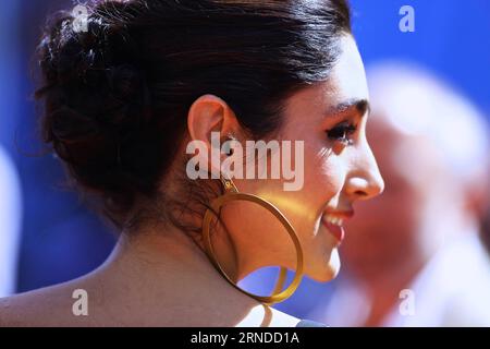 (160516) -- CANNES, 16 mai 2016 -- Golshifteh Farahani pose sur le tapis rouge avant la projection du film Paterson en compétition au 69e Festival de Cannes à Cannes, France, le 16 mai 2016.) FRANCE-CANNES-FILM FESTIVAL-PATERSON-TAPIS ROUGE JinxYu PUBLICATIONxNOTxINxCHN 160516 Cannes Mai 16 2016 Cast member Golshifteh Farahani pose SUR le tapis rouge avant la projection du film Paterson en compétition AU 69e Festival de Cannes France Mai 16 2016 France Festival de Cannes Paterson tapis rouge JinxYu PUBLICATIONxNOTxINxINXCHN Banque D'Images