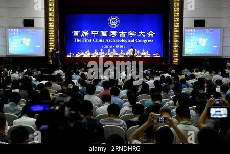 (160521) -- ZHENGZHOU, May 21, 2016 -- The First China Archaeological Congress is held in Zhengzhou, capital of central China s Henan Province, May 21, 2016. The First China Archaeological Congress kicked off here on Saturday, with the participation of about 400 experts from over 10 countries and regions including Britain, Egypt, Germany, India and the United States. ) (zkr) CHINA-ZHENGZHOU-ARCHAEOLOGICAL CONGRESS(CN) LixAn PUBLICATIONxNOTxINxCHN   160521 Zhengzhou May 21 2016 The First China Archaeological Congress IS Hero in Zhengzhou Capital of Central China S Henan Province May 21 2016 The Stock Photo