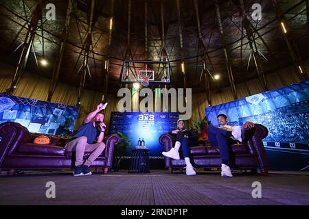 AMSTERDAM - Arvin Slagter, Worthy de et Jong (tous deux R) et lors de la réunion de presse des FIBA 3x3 World Tour Masters. ANP OLAF KRAAK crédit : ANP/Alamy Live News Banque D'Images