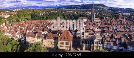 Vieille ville de Berne -capitale de la Suisse. vue panoramique aérienne de dorne. Destinations suisses Banque D'Images