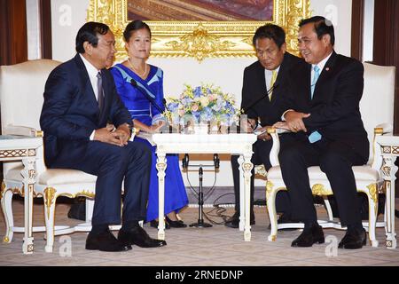 (160620) -- BANGKOK, June 20, 2016 -- Thai Prime Minister Prayut Chan-o-cha (1st R) meets with Cambodian Foreign Minister Prak Sokhon (1st L) at the Government House in Bangkok, Thailand, June 20, 2016. Prak Sokhon is on a two-day visit to Thailand. ) THAILAND-BANGKOK-CAMBODIA-DIPLOMACY RachenxSageamsak PUBLICATIONxNOTxINxCHN   160620 Bangkok June 20 2016 Thai Prime Ministers Prayut Chan O Cha 1st r Meets With Cambodian Foreign Ministers practical  1st l AT The Government House in Bangkok Thai country June 20 2016 practical  IS ON a Two Day Visit to Thai country Thai country Bangkok Cambodia D Stock Photo