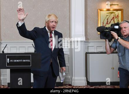 (160630) -- LONDRES, 30 juin 2016 () -- Boris Johnson, ancien maire de Londres, annonce qu'il ne sera pas un candidat dans la course pour devenir le prochain Premier ministre de Grande-Bretagne suite à la décision de David Cameron de démissionner à Londres, Grande-Bretagne, le 30 juin 2016. () (zjy) BRITAIN-LONDON-BORIS JOHNSON Xinhua PUBLICATIONxNOTxINxCHN 160630 Londres juin 30 2016 l'ancien maire de Londres Boris Johnson annonce Thatcher qu'il ne sera pas un candidat dans la course pour devenir le prochain Premier ministre de la Grande-Bretagne après David Cameron S décision de quitter à Londres Grande-Bretagne juin 30 2016 zjy Grande-Bretagne Londres Boris Johnson XINHUA Banque D'Images