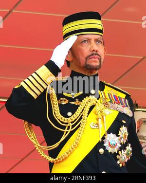 Bilder des Tages (160715) -- BANDAR SERI BEGAWAN, July 15, 2016 -- Brunei s Sultan Haji Hassanal Bolkiah salutes to the honor guard during a ceremony to celebrate his 70th birthday in Bandar Seri Begawan, Brunei, July 15, 2016. Brunei celebrated the Sultan Hassanal Bolkiah s 70th birthday in Bandar Seri Begawan on Friday. The Sultan inspected the honor guard at Omar Ali Saifuddien square and conferred state decorations on 22 people during his 70th birthday investiture ceremony at Istana Nurul Iman palace. ) BRUNEI-BANDAR SERI BEGAWAN-SULTAN-BIRTHDAY CELEBRATION JeffreyxWong PUBLICATIONxNOTxINx Stock Photo