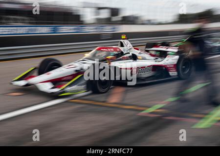 Madison, Illinois, États-Unis. 26 août 2023. STING RAY ROBB (R) (51) de Payette, Idaho conduit sur une route de pit lors d'un entraînement pour le Bommarito Automotive Group 500 au World Wide Technology Raceway à Madison Illinois. (Image de crédit : © Colin Mayr Grindstone Media Grou/ASP) USAGE ÉDITORIAL SEULEMENT! Non destiné à UN USAGE commercial ! Banque D'Images