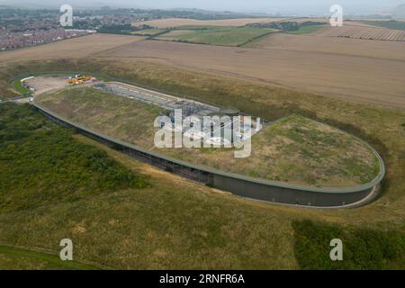 Vue aérienne de Peacehaven Wastewater Treatment Works, Peacehaven, East Sussex, Royaume-Uni. Banque D'Images