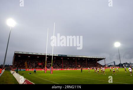 Vue générale de l'intérieur du stade avant le match de Betfred Super League au Sewell Group Craven Park, Kingston upon Hull. Date de la photo : Vendredi 1 septembre 2023. Banque D'Images