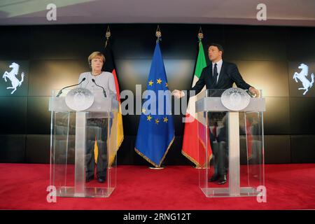 Bilder des Tages MARANELLO, le Premier ministre italien Matteo Renzi (à droite) et la chancelière allemande Angela Merkel assistent à une conférence de presse à Maranello, en Italie, le 31 août 2016. (axy) ITALIE-ALLEMAGNE-LEADERS-MEETING pool PUBLICATIONxNOTxINxCHN Images le jour Maranello les premiers ministres italiens Matteo Renzi r et la chancelière allemande Angela Merkel assistent à une conférence de presse à Maranello Italie août 31 2016 Axy Italie Allemagne leaders Meeting Pool PUBLICATIONxNOTxINxCHN Banque D'Images