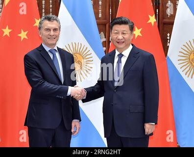 Le président chinois Xi Jinping (à droite) rencontre son homologue argentin Mauricio Macri venu à Hangzhou pour assister au G20 sommet à Hangzhou (mp) (SOMMET du G20) CHINE-HANGZHOU-XI JINPING-ARGENTINE PRÉSIDENT-RÉUNION (CN) LixTao PUBLICATIONxNOTxINxCHN le Président chinois Xi Jinping r rencontre sa partie Argentine Mauricio Macri Who venu à Hangzhou pour assister au Sommet du G20 à Hangzhou MP Sommet du G20 Chine Hangzhou Xi Jinping Réunion du Président argentin CN LixTao PUBLICATIONxNOTxINxCHN Banque D'Images