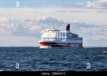 Un ferry Viking Line traversant la mer Baltique de Helsinki, Finlande à Tallinn, Estonie Banque D'Images