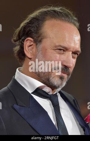 Venise, Italie. 31 août 2023. VENISE, ITALIE - 01 SEPTEMBRE : Vincent Perez assiste à un tapis rouge pour le film 'Dogman' au 80e Festival International du film de Venise le 31 août 2023 à Venise, en Italie. Crédit : dpa/Alamy Live News Banque D'Images