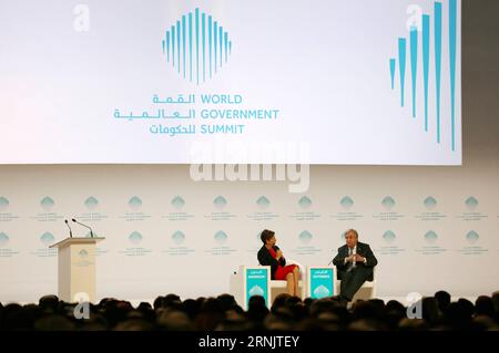 Antonio Guterres BEI Sommet mondial des gouvernements à Dubaï (170213) -- DUBAÏ, le 13 février 2017 -- le Secrétaire général des Nations Unies Antonio Guterres (à droite) assiste au 5e Sommet mondial des gouvernements à Dubaï, Émirats arabes Unis, le 13 février 2017. Guterres a déclaré lundi qu'il était déçu que les États-Unis se soient opposés à sa nomination de l'ancien Premier ministre palestinien Salam Fayyad comme envoyé de l'ONU pour la médiation dans le conflit en Libye. (hy) UAE-DUBAI-un-GUTERRES-LIBYA LixZhen PUBLICATIONxNOTxINxCHN Antonio Guterres au Sommet mondial des gouvernements à Dubai Dubaï février 13 2017 Secrétaire général des Nations Unies A Banque D'Images