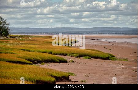 La rivière Shubenacadie s'étend sur 72 kilomètres du lac Grand à Maitland, où elle pénètre dans le bassin Minas de la baie de Fundy, en Nouvelle-Écosse, au Canada Banque D'Images