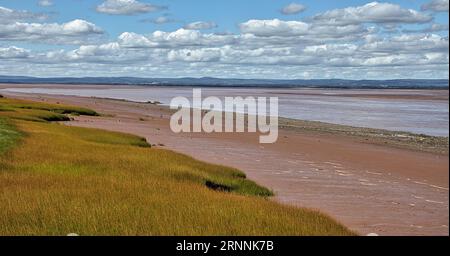 La rivière Shubenacadie s'étend sur 72 kilomètres du lac Grand à Maitland, où elle pénètre dans le bassin Minas de la baie de Fundy, en Nouvelle-Écosse, au Canada Banque D'Images