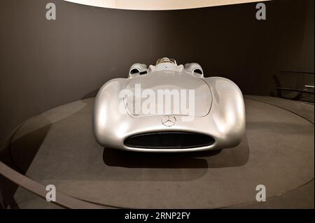 Vienne, Autriche. Musée technique de Vienne. Mercedes-Benz W 196 Silver Arrow, voiture de course de Formule 1 des saisons 1954 et 1955 Banque D'Images