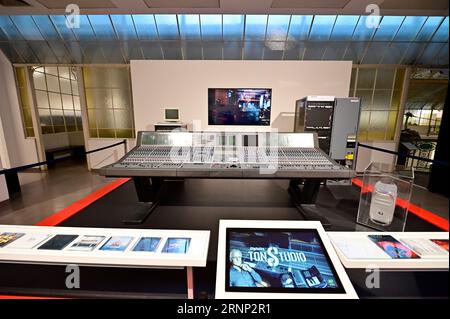 Vienne, Autriche. Musée technique de Vienne. Studio d'enregistrement numérique, AMS Neve, 2000, Neve Capricorne Banque D'Images