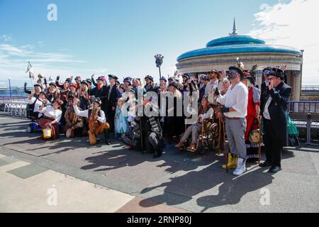 Eastbourne, East Sussex Royaume-Uni. 2 septembre 2023. Les Steampunks descendent sur Eastbourne pour le Eastbourne Steampunk Festival qui se déroule le week-end. Crédit : Carolyn Jenkins/Alamy Live News Banque D'Images