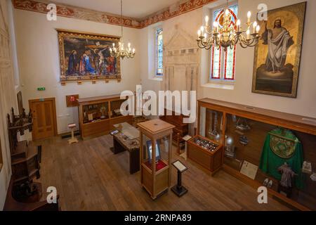 Exposition d'art liturgique à l'ancien monastère dominicain - Trakai, Lituanie Banque D'Images