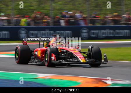 Charles Leclerc (mon) Ferrari SF-23 lors des essais libres le samedi 2 septembre 2023 FORMULE 1 PIRELLI GRAN PREMIO d’ITALIA 2023 - du 1 au 3 septembre Banque D'Images