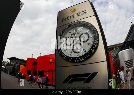Rolex logo sur Totem dans le paddock pendant les essais libres le samedi 2 septembre 2023 FORMULE 1 PIRELLI GRAN PREMIO d’ITALIA 2023 - 1 septembre au 3 septembre M. Banque D'Images