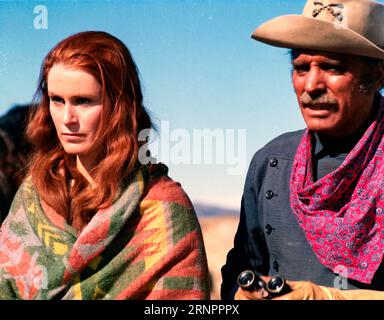 BURT LANCASTER et SUSAN CLARK dans VALDEZ IS COMING (1971), réalisé par EDWIN SHERIN. Crédit : UNITED ARTISTS / Album Banque D'Images