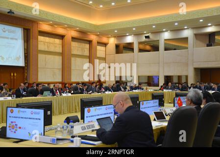 (170907) -- BANDAR SERI BEGAWAN, 7 septembre 2017 -- une photo prise le 7 septembre 2017 montre la 7e réunion des ministres de la Santé de l'ASEAN+3 (Chine, Japon, République de Corée) qui s'est tenue à Bandar Seri Begawan, capitale du Brunei. La Chine a promis de renforcer sa coopération pragmatique dans le secteur de la santé avec l'Association des nations de l'Asie du Sud-est (ANASE). Cet engagement a été pris lors de la 6e réunion des ministres de la Santé ASEAN-Chine et de la 7e réunion ASEAN+3 (Chine, Japon, République de Corée) qui se sont tenues ici jeudi. ) BRUNEI-BANDAR SERI BEGAWAN-CHINE-ASEAN-COOPÉRATION-SECTEUR DE LA SANTÉ JEFFREYXWONG PUBLICATIONXNOTXINXCHN Banque D'Images