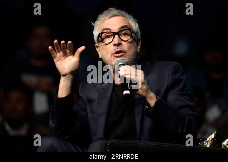 Mexico, Mexique. 01 septembre 2023. 1 septembre 2023, Mexico, Mexique : Alfonso Cuaron, réalisateur et écrivain à la réunion annuelle 'Mexico Siglo XXI 2023 inspiration and Connection' avec plus de 10 000 boursiers à l'Auditorium national de Mexico. Le 1 septembre 2023 à Mexico, Mexique (photo de Luis Barron/Eyepix Group). Crédit : EYEPIX Group/Alamy Live News Banque D'Images