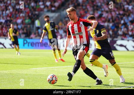 2 septembre 2023 ; Gtech Community Stadium, Brentford, Londres, Angleterre; premier League football, Brentford contre Bournemouth ; Kristoffer Ajer de Brentford Banque D'Images