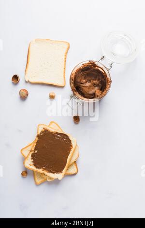 Toast à la crème au chocolat Banque D'Images