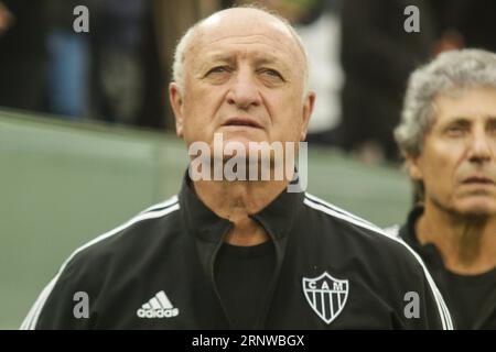 Curitiba, Brésil. 02 septembre 2023. PR - CURITIBA - 09/02/2023 - BRASILEIRO A 2023, ATHLETICO-PR X ATLETICO-MG - Luis Felipe Scolari entraîneur de l'Atletico-MG lors d'un match contre l'Athletico-PR au stade Arena da Baixada pour le championnat brésilien A 2023. Photo : Gabriel Machado/AGIF crédit : AGIF/Alamy Live News Banque D'Images