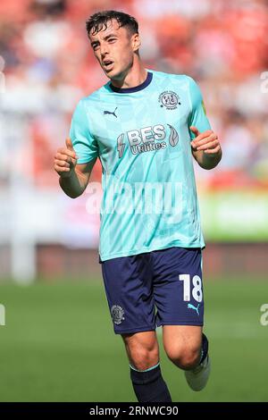 Londres, Royaume-Uni. 02 septembre 2023. Le défenseur de Fleetwood Town Harrison Holgate (18) lors du match Charlton Athletic FC vs Fleetwood Town FC Sky Bet EFL League One à The Valley, Londres, Royaume-Uni le 2 septembre 2023 Credit : Every second Media/Alamy Live News Banque D'Images